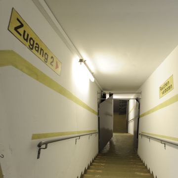 Tickets für Tour 2: Tiefbunker ... 2026-05-31 16:00 am 31.05.2026 - Karten kaufen